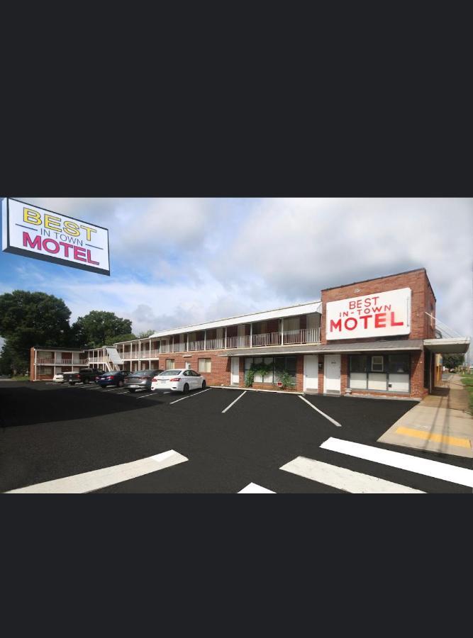 Best In Town Motel Стейтсвилл Экстерьер фото